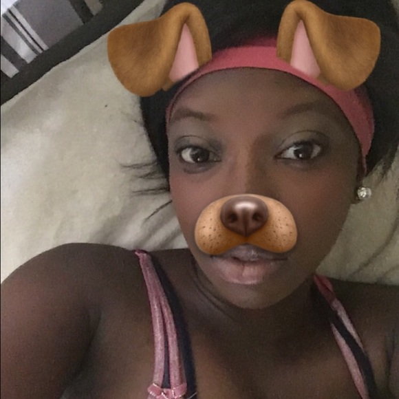 Profile Picture of Jamesha Starnes (@ameshaj) on Poshmark