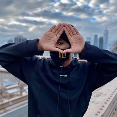 Profile Picture of BLACK IS KING⁴ 〽️ 🅴 (@Mood4Eva98) on Twitter