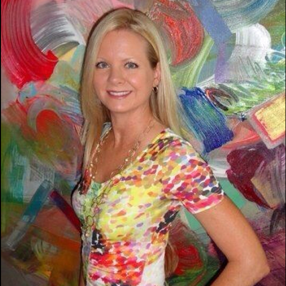 Profile Picture of Robin Doten (@xoxo_robin) on Poshmark