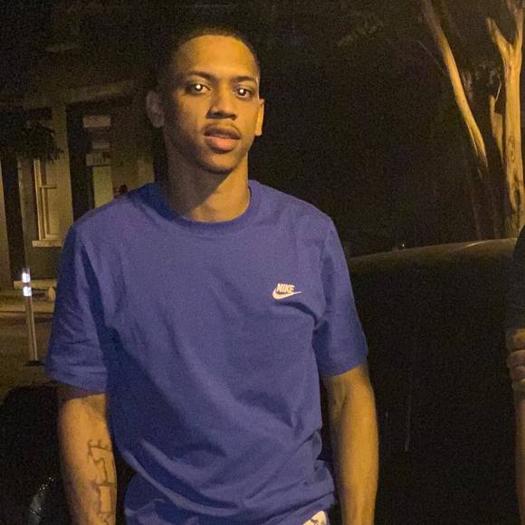 Profile Picture of Marquette Lemelle (@1998was) on Poshmark