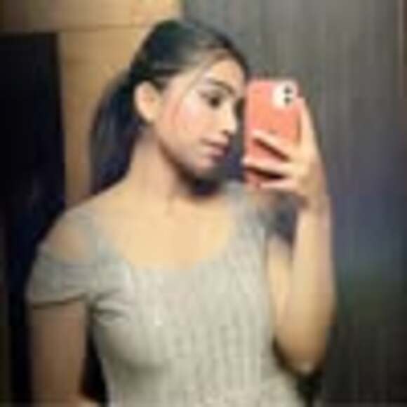 Profile Picture of Daman Daman (@damanbhatti2005) on Poshmark