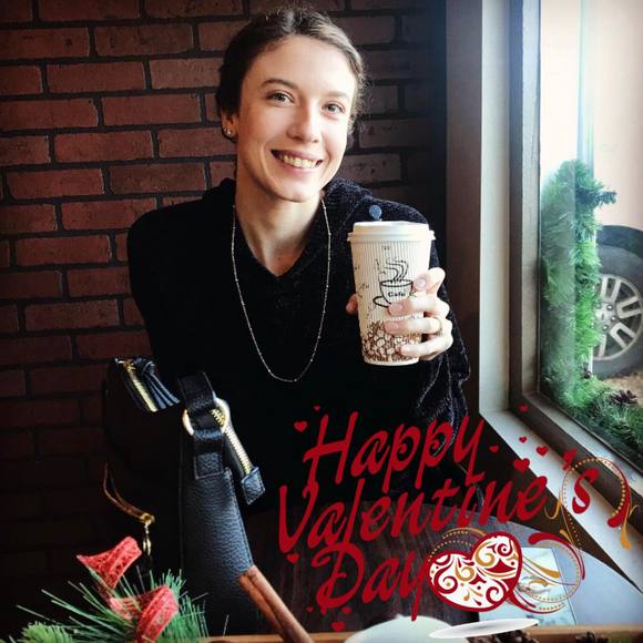 Profile Picture of Catherine Royer (@catherineroyer) on Poshmark