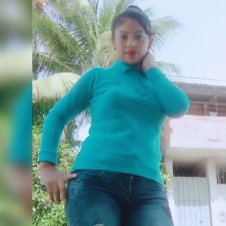 Profile Picture of Amanda Leon Torres (@AmandaLeonTorr2) on Twitter