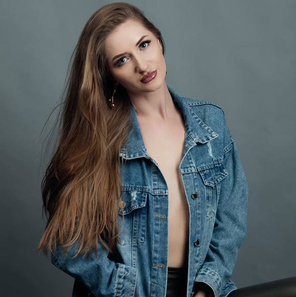 Profile Picture of Olga Lokay (@olgalokay) on Poshmark