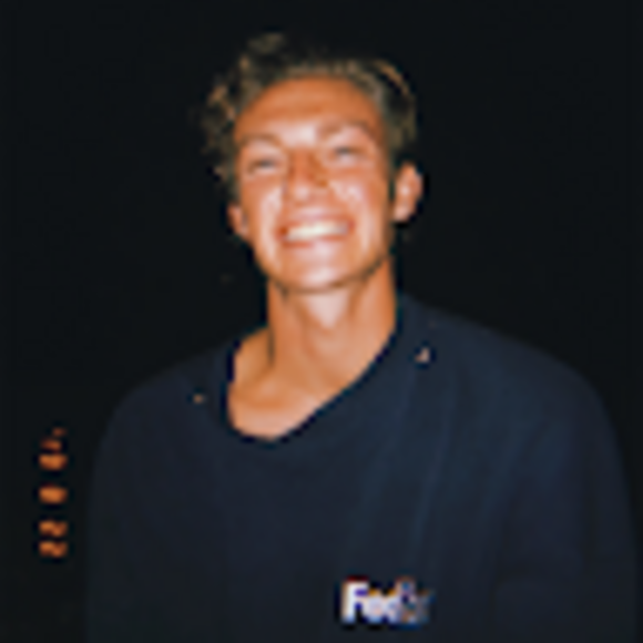 Profile Picture of Donal Lynagh (@donallynagh) on Poshmark