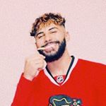 Profile Picture of ♡ 𝓱𝓮 𝓯𝓸𝓵𝓵𝓸𝔀𝓼 (𝟚𝟞/𝟙𝟚/𝟙𝟠) 🧸 (@curly_haired_adam) on Instagram