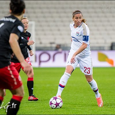 Profile Picture of Camille Abily (@cam10abily23) on Twitter