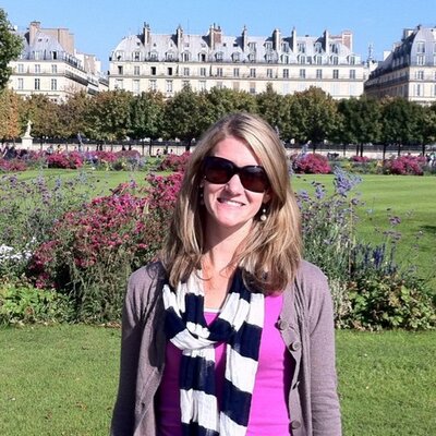 Profile Picture of Laura Hooks (@laurahooks) on Twitter