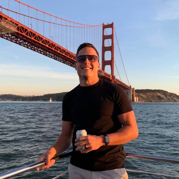 Andrew Chavous - Poshmark Profile Picture of Andrew Chavous (@chavousa2) on Poshmark