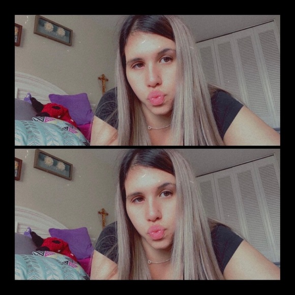 Profile Picture of Jordyn Bellizzi (@jordynbellizzi) on Poshmark