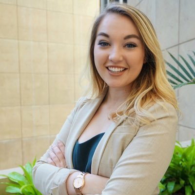 Profile Picture of Molly Connor (@iammollyconnor) on Twitter