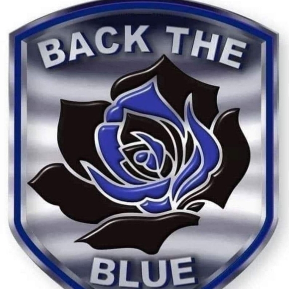 Profile Picture of Cristopher Collise (@ccollise) on Poshmark