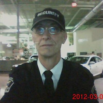 Profile Picture of Brian Arbuckle (@borzew) on Twitter