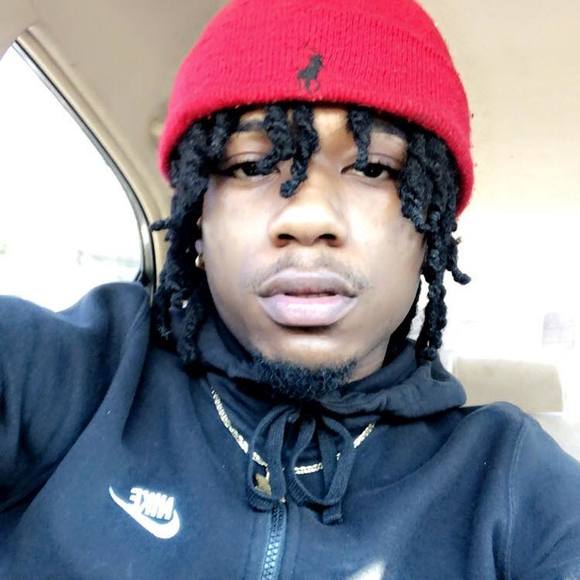 Profile Picture of Dexter Martin (@dmartin105) on Poshmark