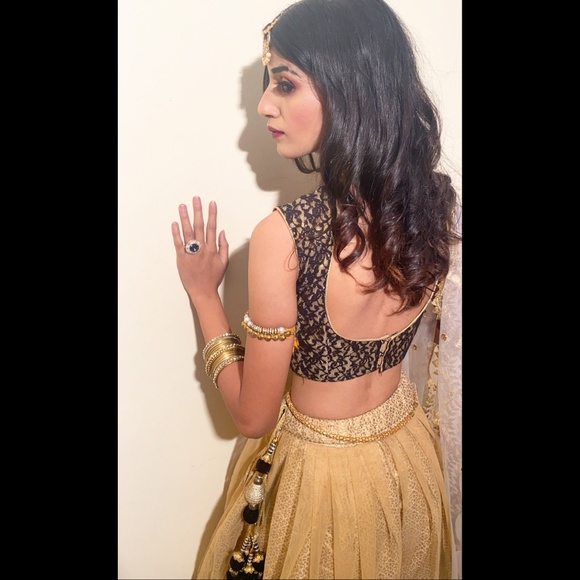 Profile Picture of Muskan Matharu (@happykidd_79_) on Poshmark