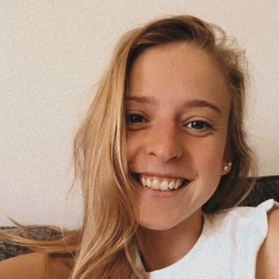 Profile Picture of Jackie Hawkins (@_thatsHAWKward) on Twitter