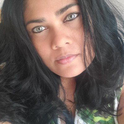 Profile Picture of Lisa Ramroop (@QponTym) on Twitter