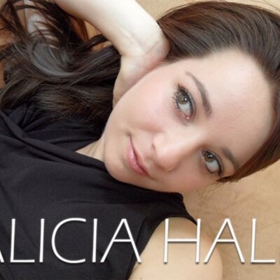 Profile Picture of Alicia Hale (@aliciahalemusic) on Twitter