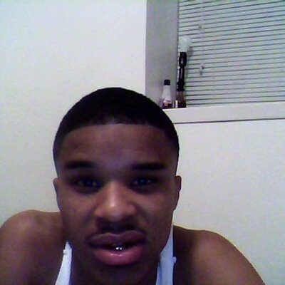Profile Picture of DeeWiley (@wiley_dee) on Twitter