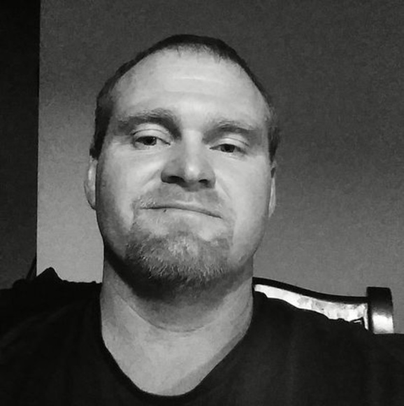 Profile Picture of Matthew Davenport (@matthewdaven280) on Poshmark