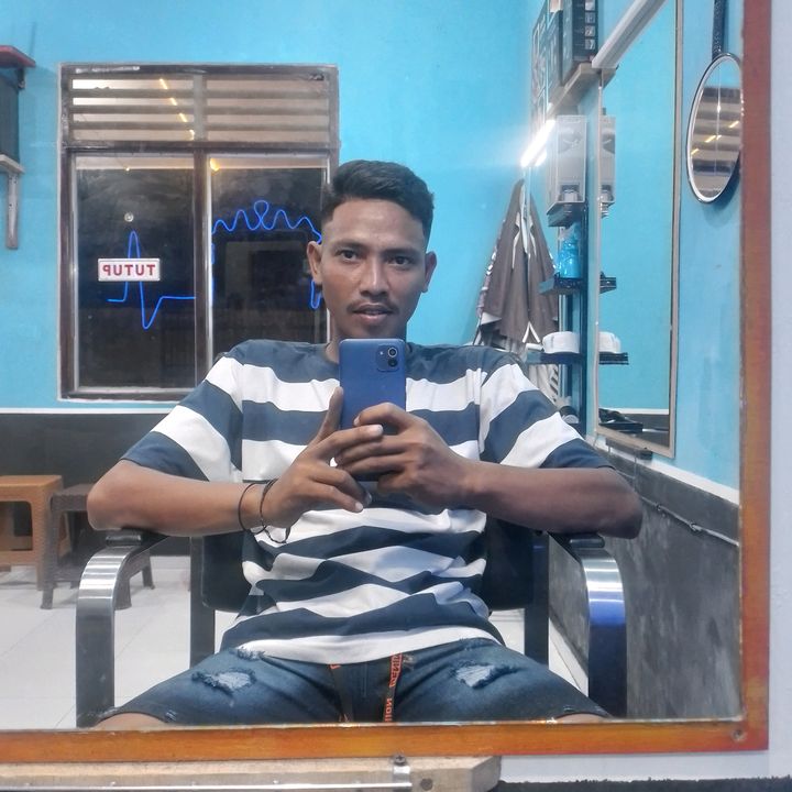 Profile Picture of randyevander (@randyevander) on Tiktok