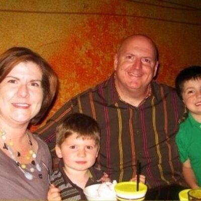 Profile Picture of Thomas Sheffer (@tlsheffer) on Twitter