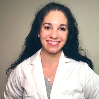 Profile Picture of Amanda (@AmandaRaeLogue) on Twitter
