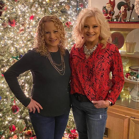 Profile Picture of Lyn Bryan (@bpdlyn613) on Poshmark