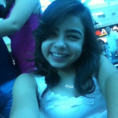 Profile Picture of Isabelle Rodrigues (@Beller_) on Twitter