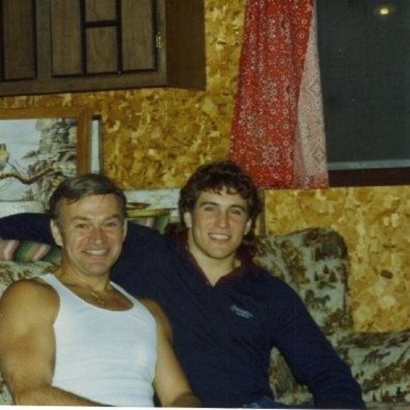 Profile Picture of Ron Brylski (@brillsent) on Poshmark