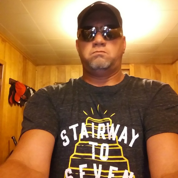 Profile Picture of Graig Noble (@noblegraig19) on Poshmark