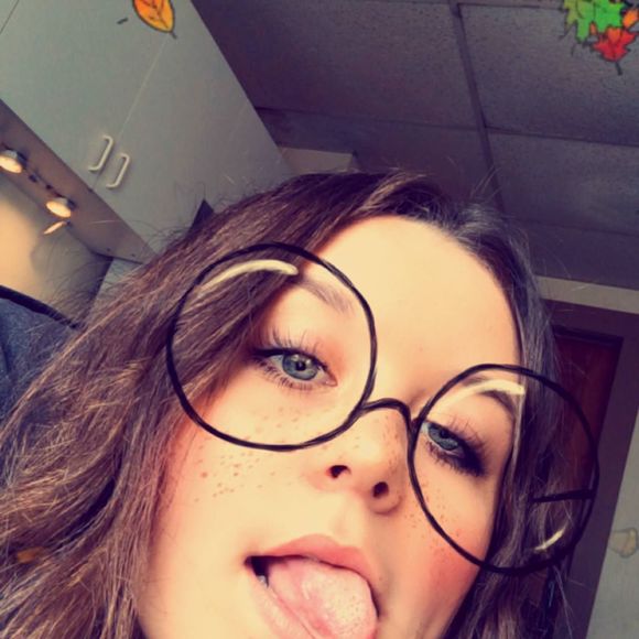 Profile Picture of Calista Hicks (@hicks6810) on Poshmark