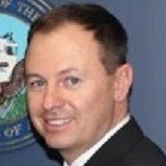 Daniel Christmas - Poshmark Profile Picture of Daniel Christmas (@nccxmas) on Poshmark