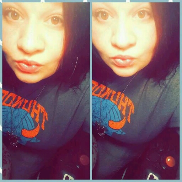 Profile Picture of Mary Scribner (@marys210) on Poshmark