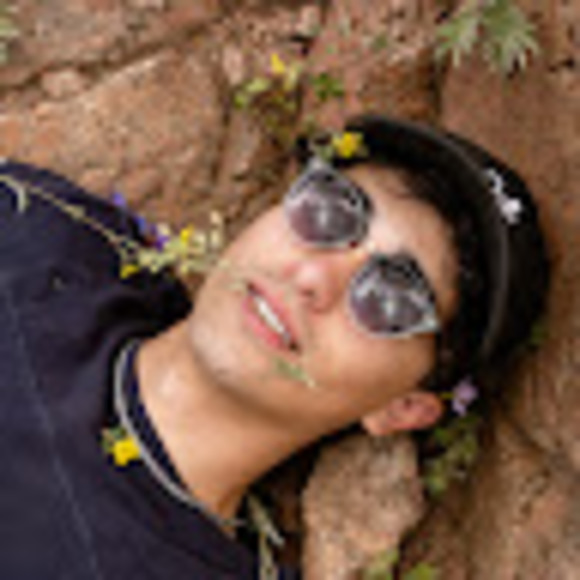 Profile Picture of Sam Dickson (@samdickson373) on Poshmark