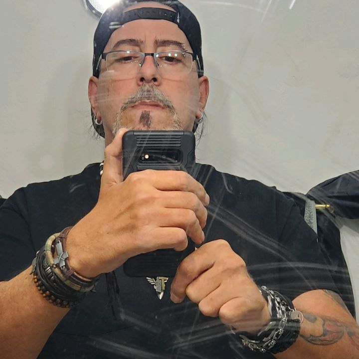 Profile Picture of Robert Schulte (@@robertschulte69) on Tiktok
