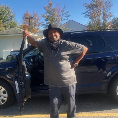 Profile Picture of Jamal Graves (@leroy_f24) on Twitter