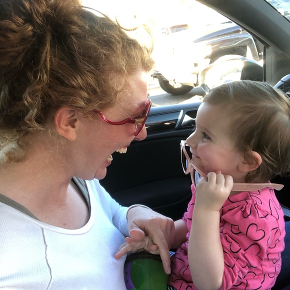 Profile Picture of Amanda Scroggins (@amandascroggins) on Poshmark