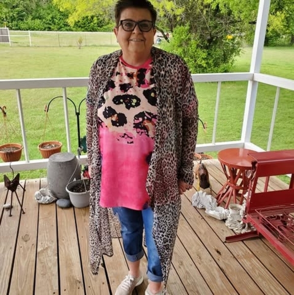 Profile Picture of Debra Wade (@brockgirl1978) on Poshmark