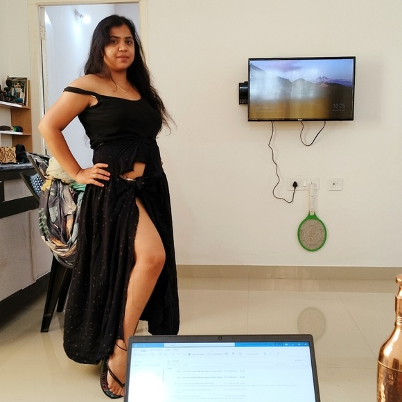 Profile Picture of Suman Sharma (@sumasha777) on Poshmark