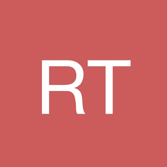 Romina Tortoriello - Poshmark Profile Picture of Romina Tortoriello (@r_tttt) on Poshmark