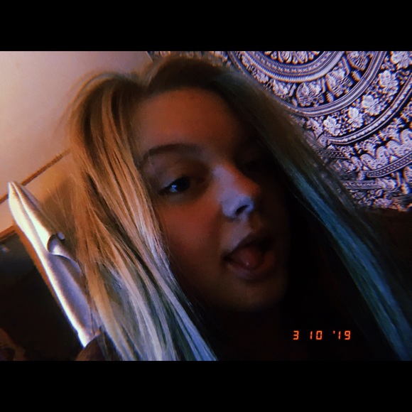 Profile Picture of Haley Rouse (@h_rouse) on Poshmark