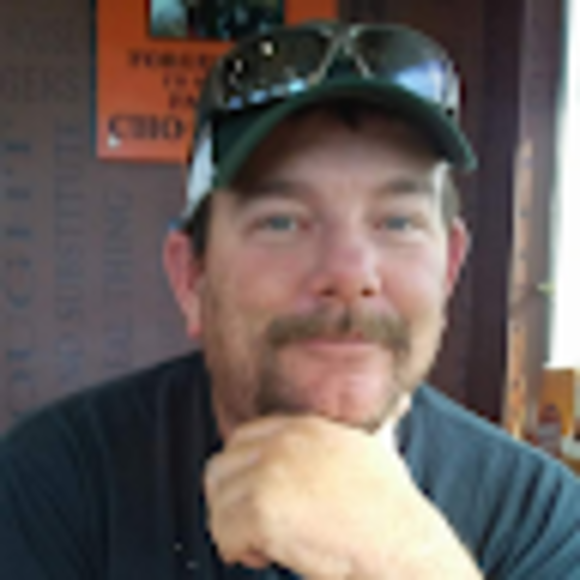 Profile Picture of Bruce Alexander (@brucealexand371) on Poshmark