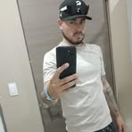 Profile Picture of Charly Razoz (@Charly-Razoz) on Facebook