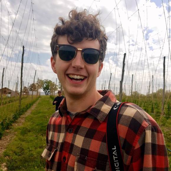 Profile Picture of Ty Winkelman (@tynanwinks) on Poshmark
