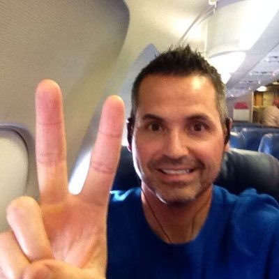 Profile Picture of Dave Hall (@hallfox5) on Twitter