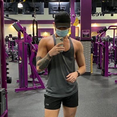 Profile Picture of Miki Minach (@_johnhidalgo_) on Twitter