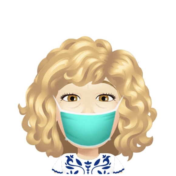 Profile Picture of Kelly Latosky (@jklatosky1980) on Poshmark