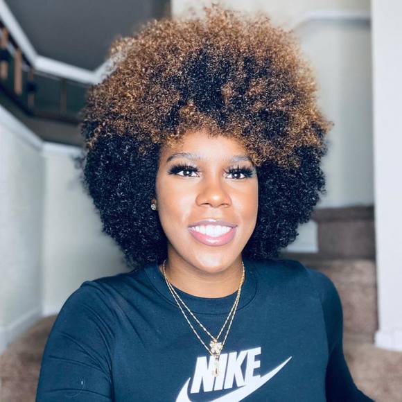 Profile Picture of Jaiviana James (@jaivianajames) on Poshmark