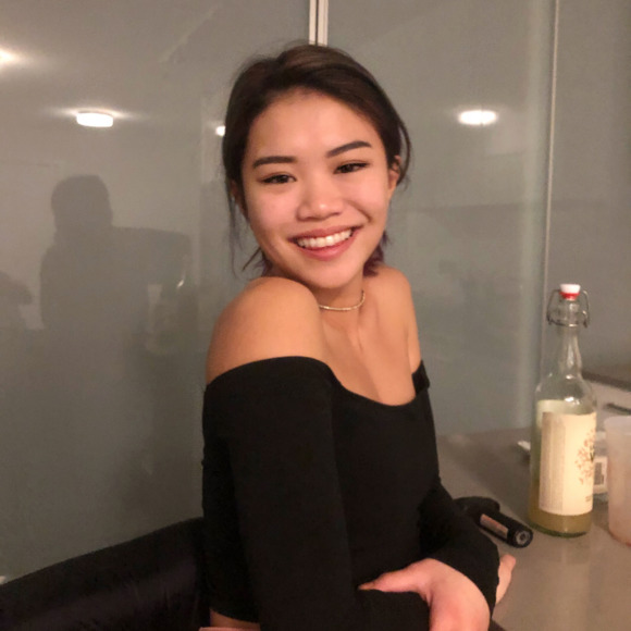 Profile Picture of Diane Yuan (@dyuan96) on Poshmark